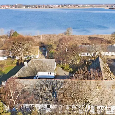 Hvidegaard Mon 여관 스테지