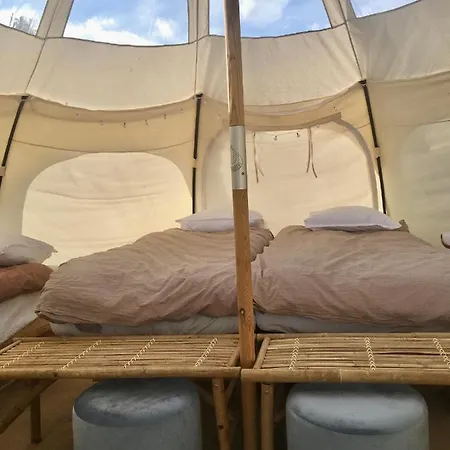 여관 Hvidegaard Mon 스테지