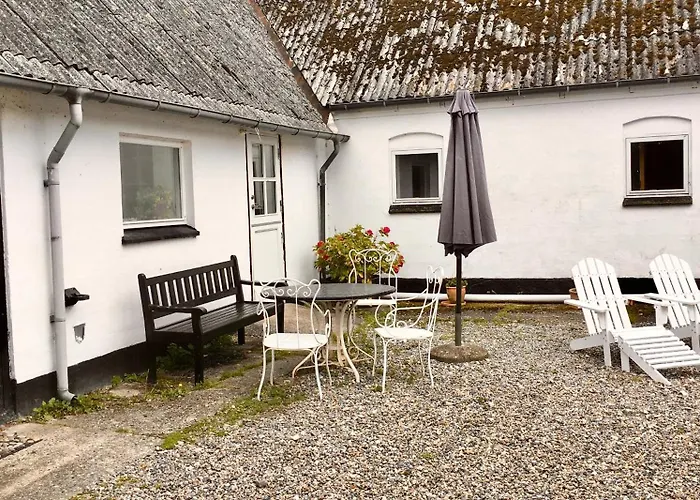 Hvidegaard Mon * סטגה