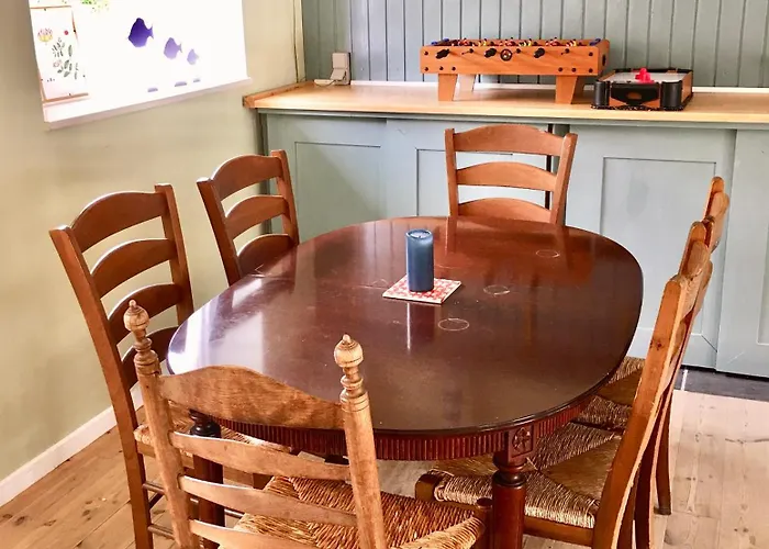 Hvidegaard Mon אורחן *