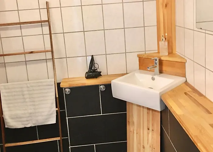 אורחן Hvidegaard Mon