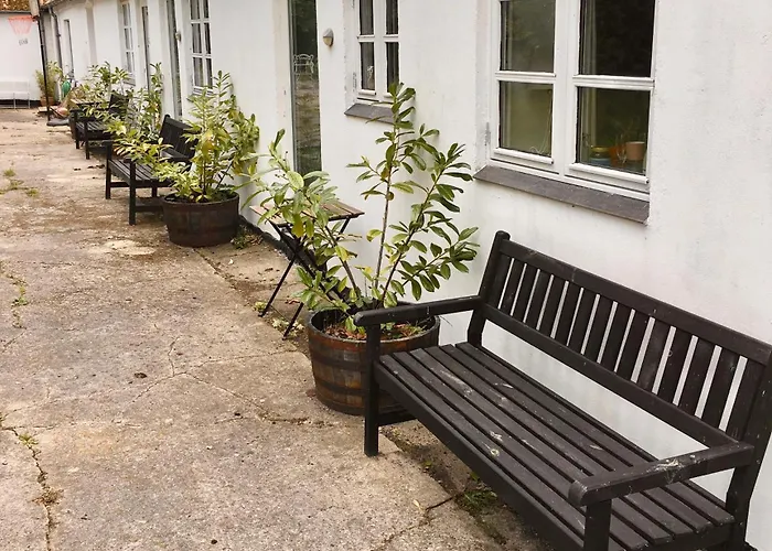 Inn Hvidegaard Mon *